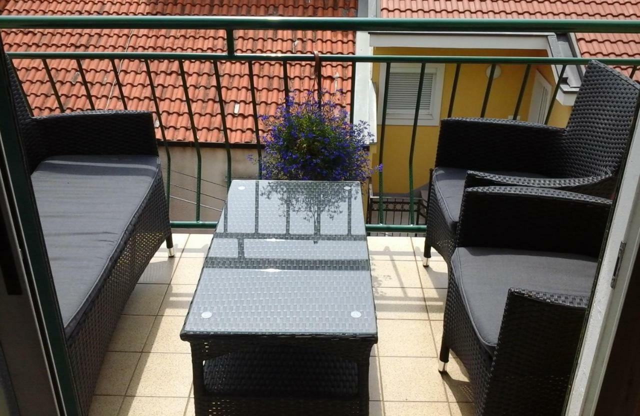 Apartment Burich Makarska Exterior foto